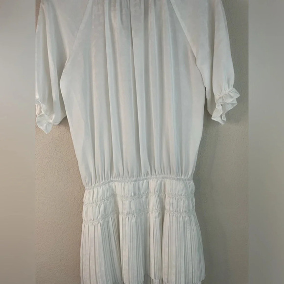Current Air Smocked Pleated Floral White Mini Dress size XS - Picture 9 of 12